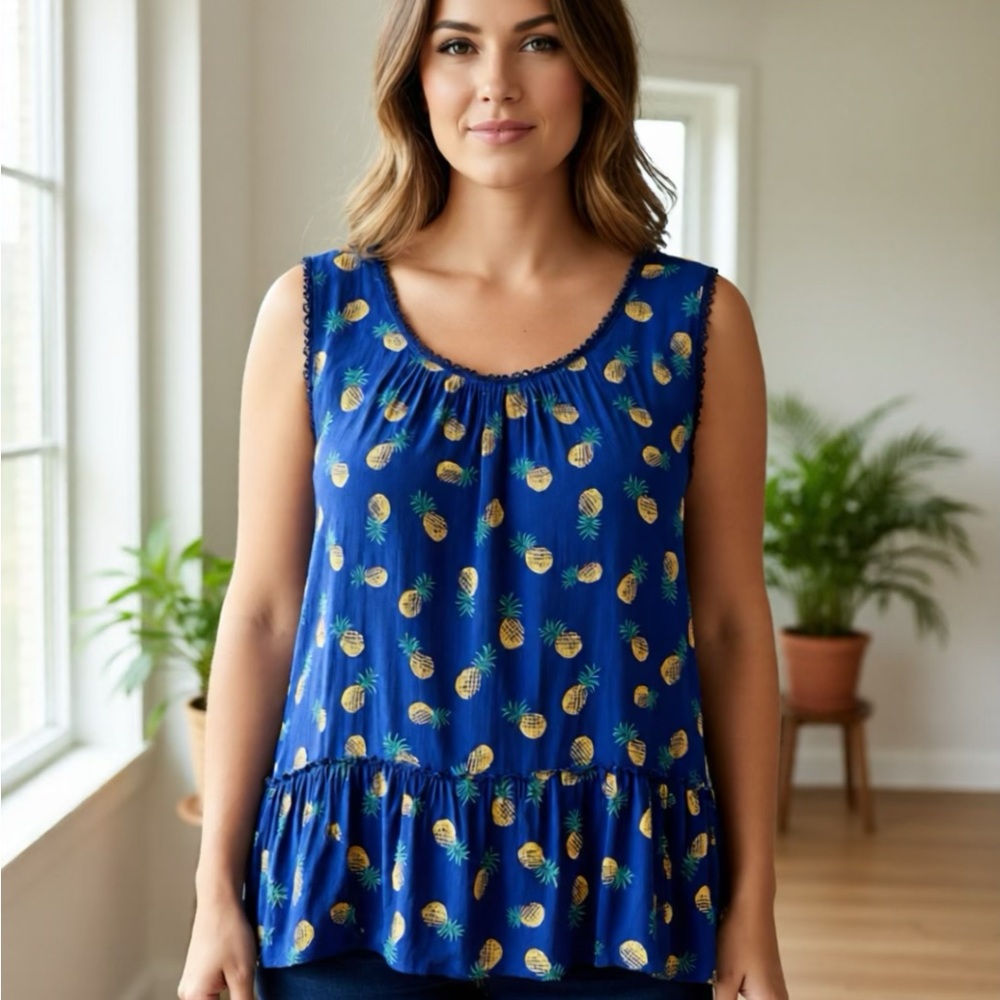 Mine Navy Pineapple Patterned Women's Top